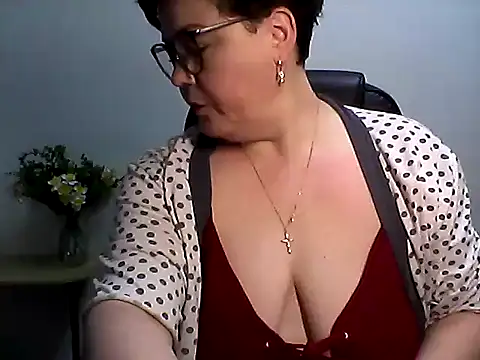 EllaLove2277 online show from April 17, 2026, 4:15 am