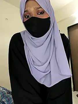 SpicykhalifaX online show from April 25, 2026, 7:55 am