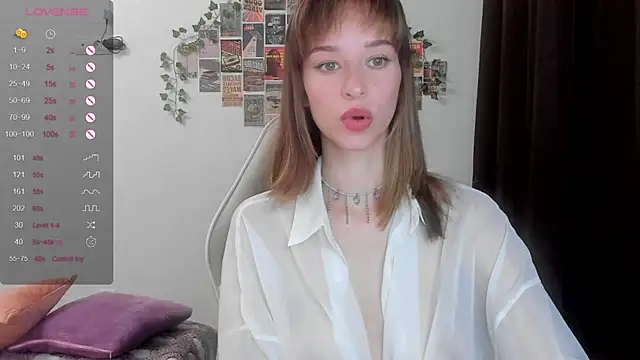  Alissaa online show from December 4, 2025, 11:41 am