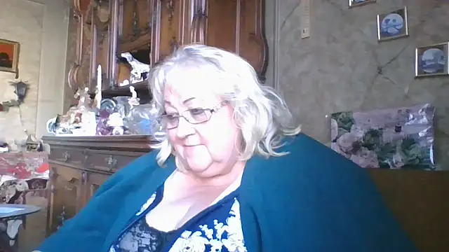 Snapshot of Lala-Love56 chatting on September 26, 2025, 2:32 pm Lala-Love56 online show from September 26, 2025, 2:32 pm