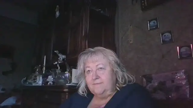 Snapshot of Lala-Love56 chatting on October 6, 2025, 5:27 am Lala-Love56 online show from October 6, 2025, 5:27 am