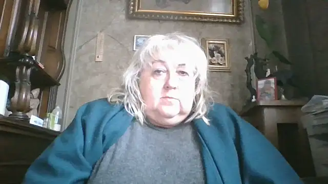 Snapshot of Lala-Love56 chatting on November 9, 2025, 12:36 pm Lala-Love56 online show from November 9, 2025, 12:36 pm