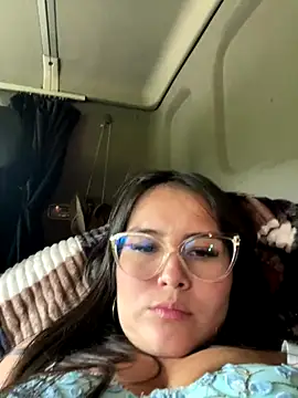 amberbakee online show from November 5, 2025, 3:01 pm