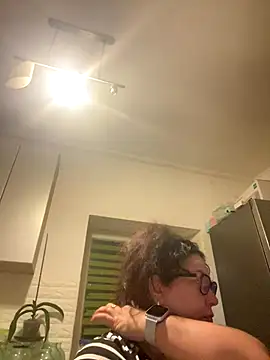 Snapshot of Vilvet777 chatting on September 30, 2025, 10:26 pm Vilvet777 online show from September 30, 2025, 10:26 pm