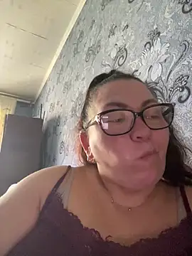 Snapshot of Vilvet777 chatting on October 15, 2025, 10:04 am Vilvet777 online show from October 15, 2025, 10:04 am