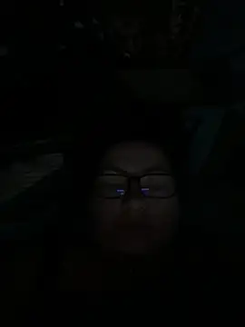 Snapshot of Vilvet777 chatting on October 18, 2025, 5:32 am Vilvet777 online show from October 18, 2025, 5:32 am