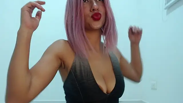 Snapshot of MoonScarlett chatting on May 2, 2026, 6:29 am MoonScarlett online show from May 2, 2026, 6:29 am
