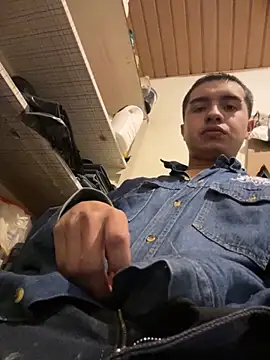 Snapshot of lonewolt chatting on September 11, 2025, 11:54 am lonewolt online show from September 11, 2025, 11:54 am