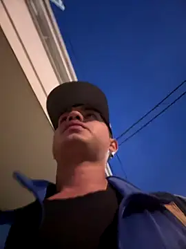 Snapshot of lonewolt chatting on September 16, 2025, 10:27 am lonewolt online show from September 16, 2025, 10:27 am