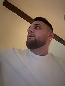 Fabiowexh online show from March 21, 2026, 10:46 pm