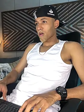 B Wild online show from October 21, 2025, 4:13 am