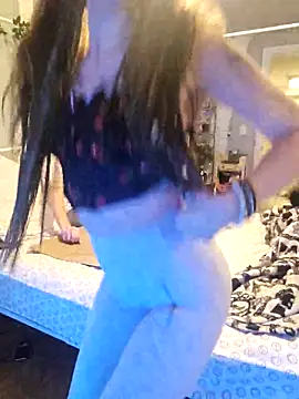 Blossom94 online show from September 16, 2025, 4:46 am