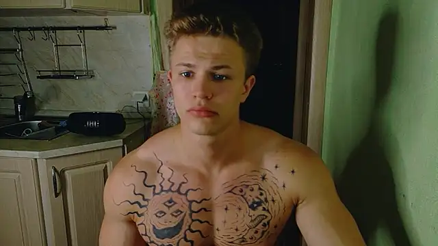 James  Noah online show from September 27, 2025, 7:52 pm