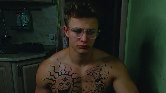 James  Noah online show from October 1, 2025, 8:15 pm