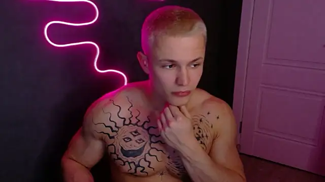 James  Noah online show from October 11, 2025, 9:13 pm