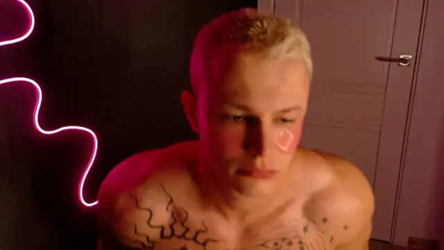 James  Noah online show from October 17, 2025, 9:17 pm