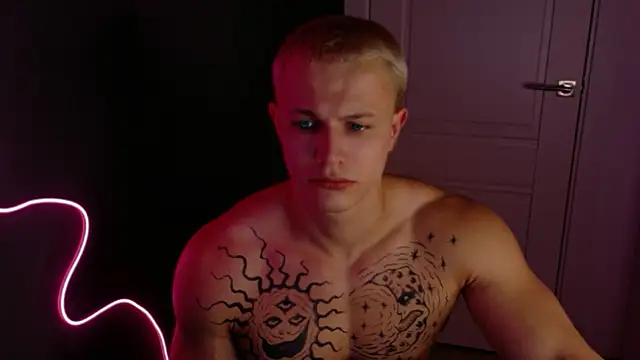 James  Noah online show from October 23, 2025, 7:56 pm