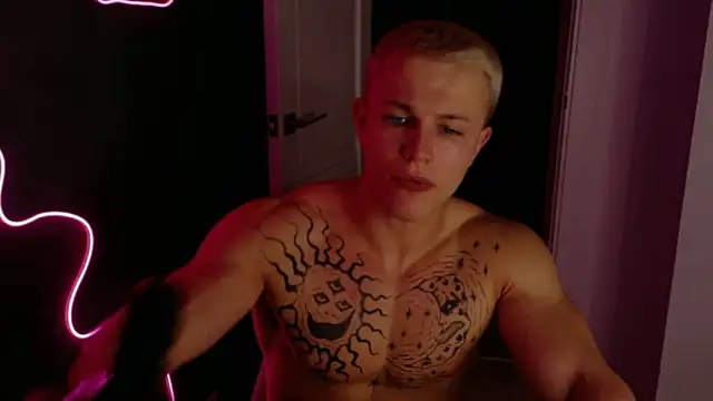 James  Noah online show from October 25, 2025, 9:53 pm