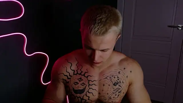 James  Noah online show from October 27, 2025, 8:35 pm