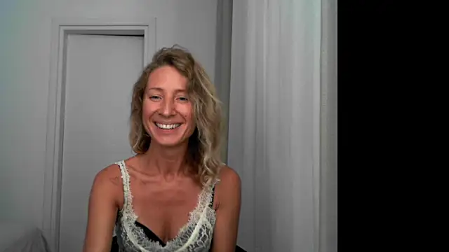 Paevoa online show from September 26, 2025, 8:13 pm