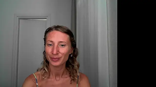 Paevoa online show from September 27, 2025, 2:44 pm