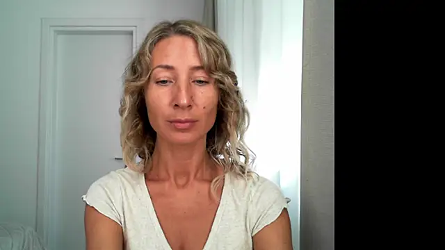 Paevoa online show from October 21, 2025, 9:54 am