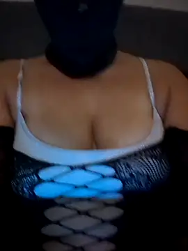 Snapshot of Jolielatina chatting on September 10, 2025, 8:31 pm Jolielatina online show from September 10, 2025, 8:31 pm