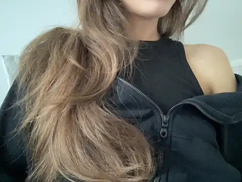 angelkkiss online show from September 16, 2025, 8:48 am