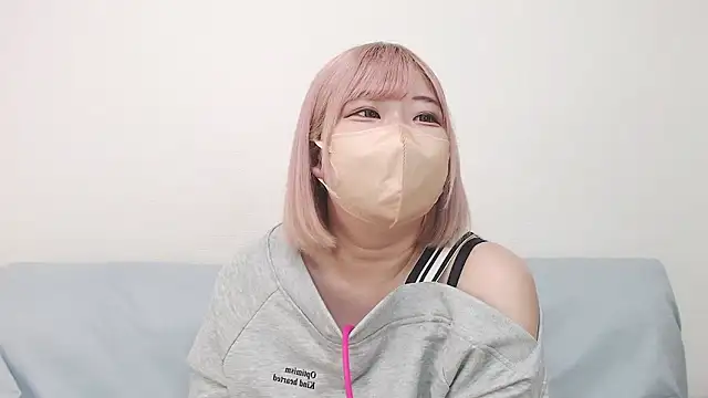 ShionLove online show from September 20, 2025, 10:38 am