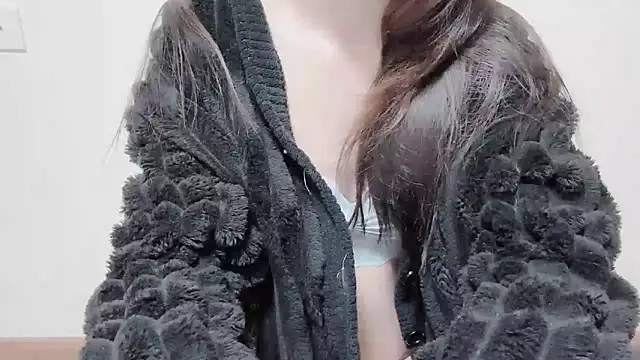 Queen ww online show from November 4, 2025, 11:53 am