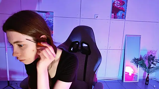 Yoka paradoXXX online show from March 10, 2026, 9:14 am