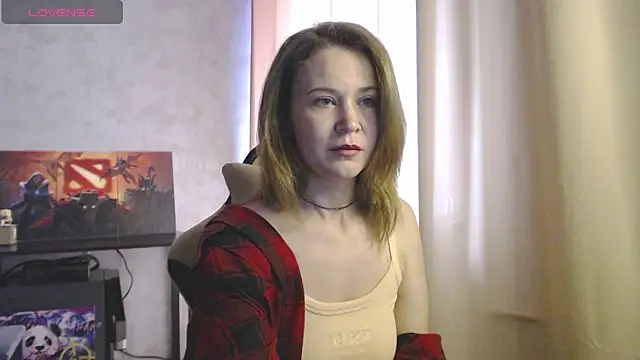 harpermoss online show from September 21, 2025, 6:37 am