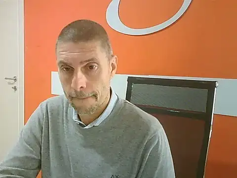 max79ve31 online show from October 6, 2025, 11:51 am