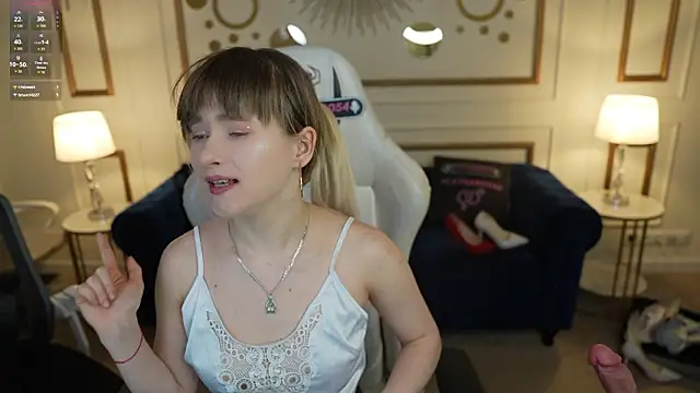 Ava kiss054 online show from February 6, 2026, 7:50 pm