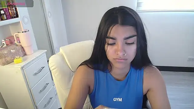 amarasilk  online show from February 27, 2026, 6:41 pm