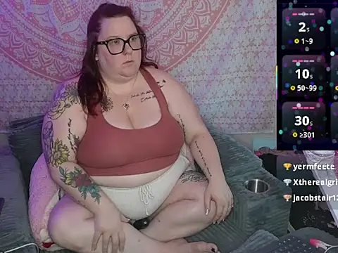 brookenicole3003 online show from May 31, 2026, 7:37 pm