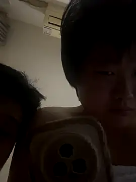 Fengbaby-555 online show from December 2, 2025, 4:02 pm