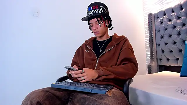 MARSHALL SPENCER online show from February 11, 2026, 12:54 pm