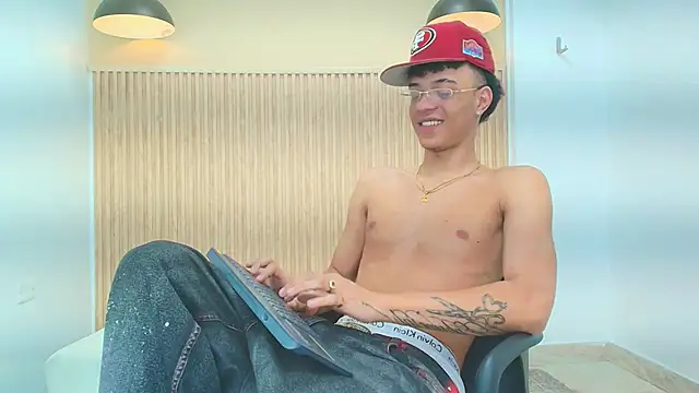 MARSHALL SPENCER online show from April 16, 2026, 9:39 pm