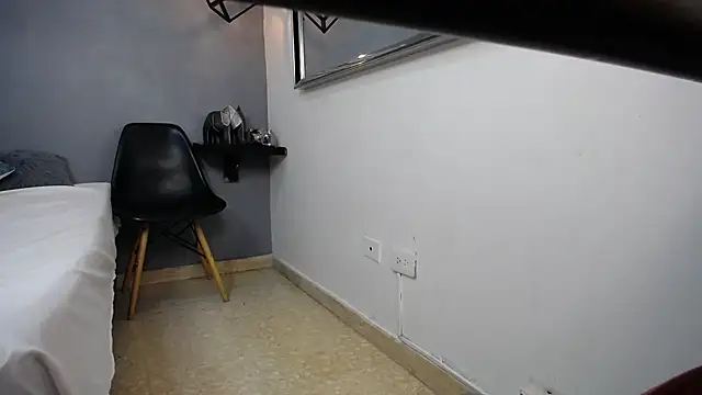 Luciana Graay online show from October 13, 2025, 11:32 am