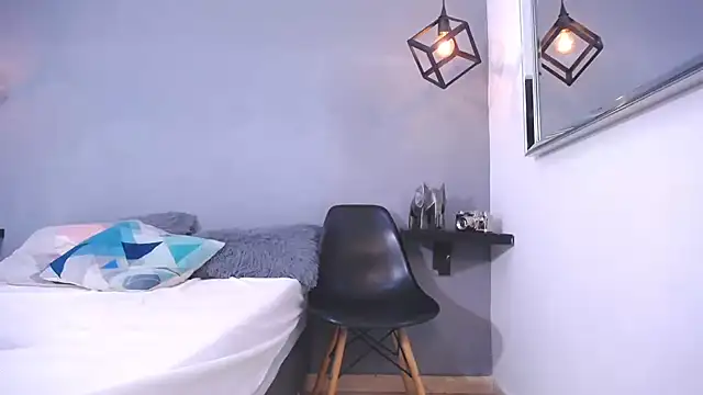 Luciana Graay online show from October 17, 2025, 1:14 pm