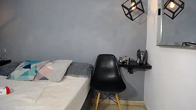 Luciana Graay online show from November 1, 2025, 1:13 pm