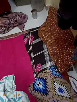 Snapshot of 8133vaibhavh chatting on October 5, 2025, 2:21 am 8133vaibhavh online show from October 5, 2025, 2:21 am