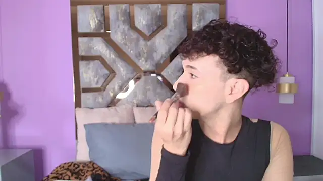 Electra Gosselin online show from September 27, 2025, 11:59 am