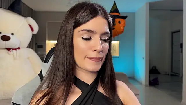 SofI-Play online show from November 5, 2025, 5:57 pm