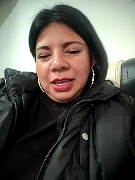 kinky momm online show from February 14, 2026, 3:09 pm