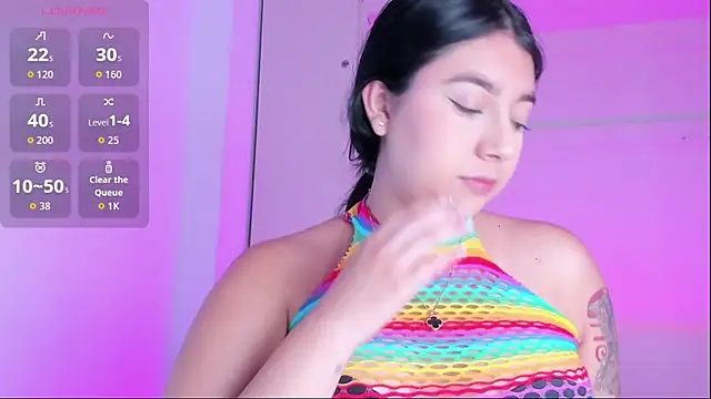 BrianaTaylorr online show from October 24, 2025, 8:05 pm