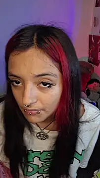 carolinerue online show from March 19, 2026, 4:16 am