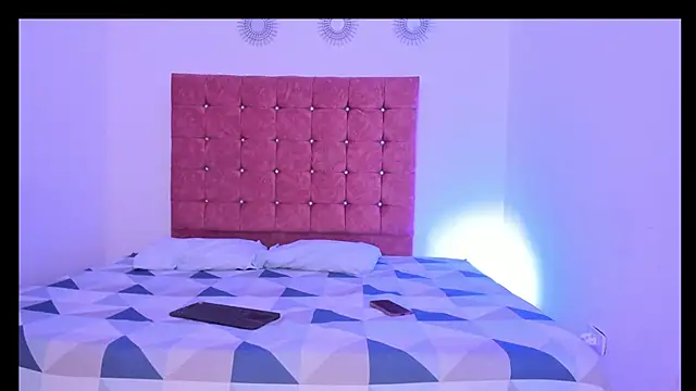 Teffy Cute  online show from November 5, 2025, 7:47 pm