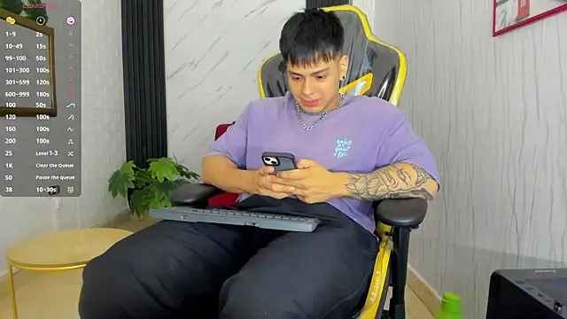 xKevyn online show from September 24, 2025, 12:19 pm